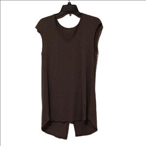 Gray Sleeveless Women's Top Size Large